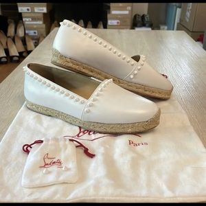 Louboutin Ares Spiked Espadrille Flats in White Kid Leather - 37